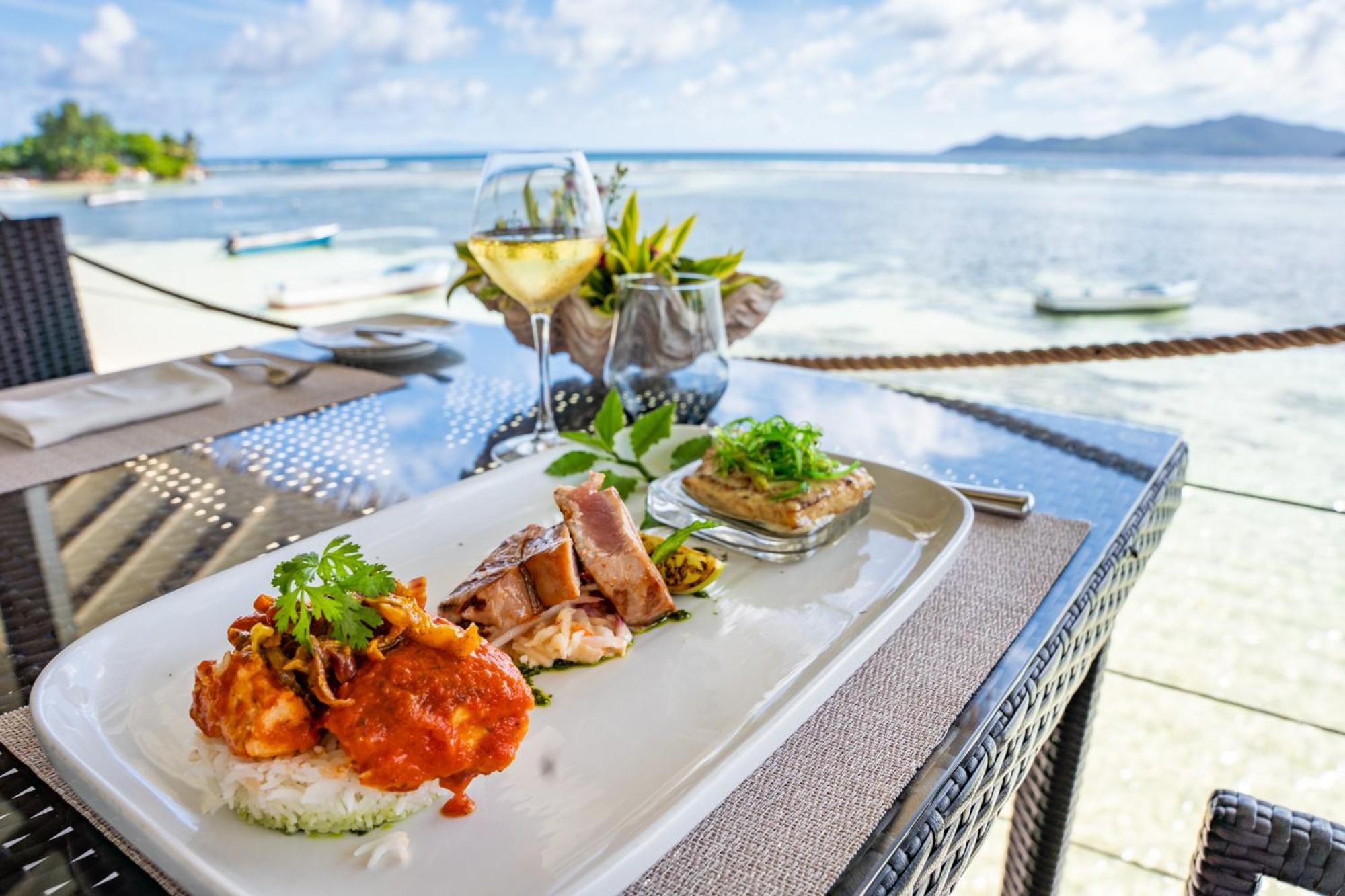 Hotel Le Nautique Waterfront 4*